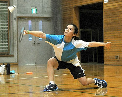 バドミントン女子 新垣 普天間 が同校対決制す 県高校総体 琉球新報デジタル 沖縄のニュース速報 情報サイト