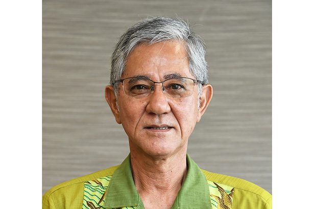 現職の知花氏が出馬表明　来年の国頭村長選　「人と自然が調和する村づくり目指す」　沖縄