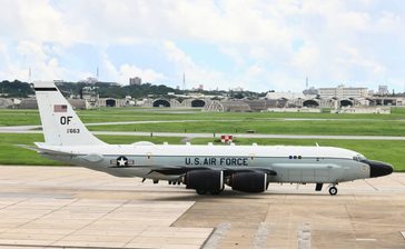 「コブラボール」が嘉手納基地に飛来　弾道ミサイル観測機　沖縄