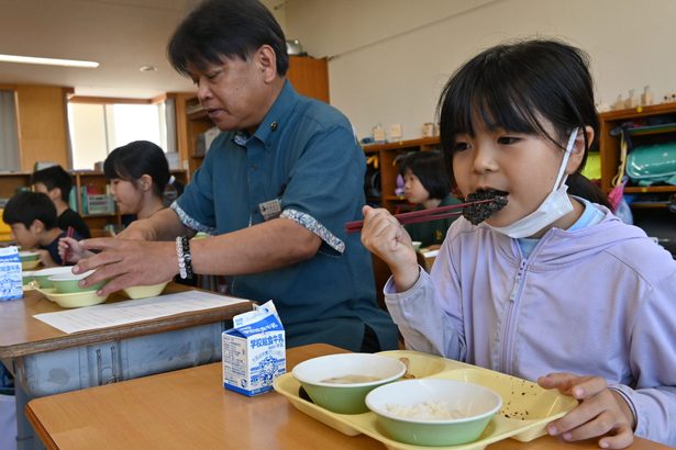 海から豚がやってきた記念日