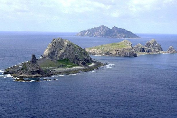 石垣市の調査船、尖閣から帰港　中国海警局の船も領海に侵入　沖縄