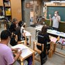 珊瑚舎スコーレの夜間中学校、来年4月に開校へ　沖縄県が設置計画を認可　私立の夜間中設置は全国初