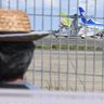 石垣島に陸自オスプレイ飛来　日米が「民間空港」を訓練使用、笑み浮かべ緊迫感なし　市民は危機感、落胆、怒り