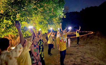 金色のリボンを身に着け連帯　「小児がん」沖縄初の啓発イベントを開催　見た目では分かりづらい「つらさ」知って　沖縄・うるま