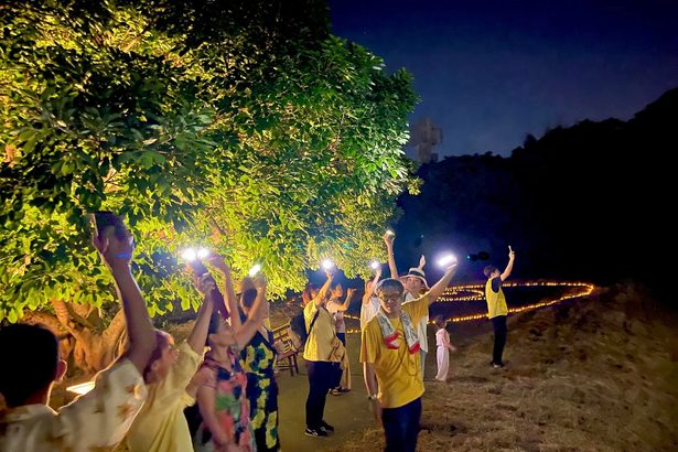 金色のリボンを身に着け連帯　「小児がん」沖縄初の啓発イベントを開催　見た目では分かりづらい「つらさ」知って　沖縄・うるま