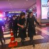 バンコクで乱射、２人死亡　容疑者１４歳、大型モール