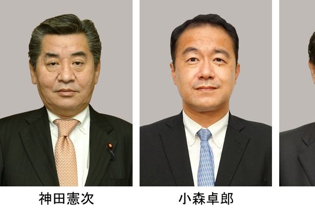 副大臣側ら寄付不記載　３人　所属派閥から計３５０万円