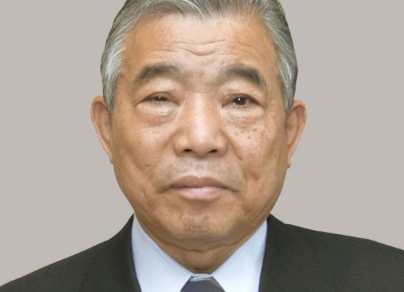 渕上　貞雄氏