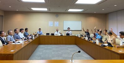赤字状態の特別会計、玉城知事の専決処分を承認　県議会土木環境委