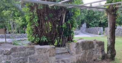 「神の島」で行方不明　拝所の香炉、探すも見つからず、沖縄・南城市の久高島