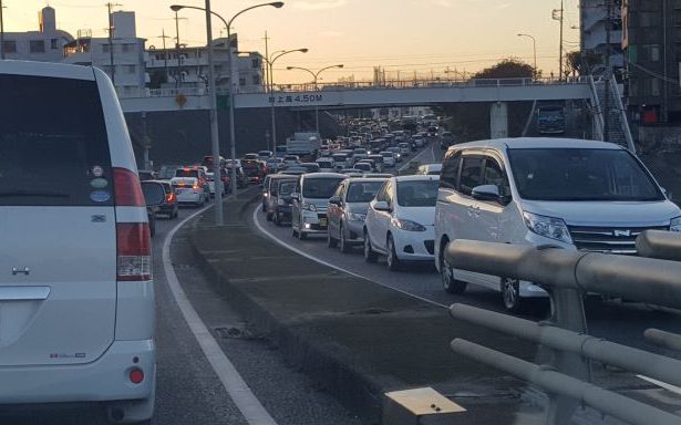 沖縄県の交通渋滞　年間1455億円損失　総合事務局が初試算