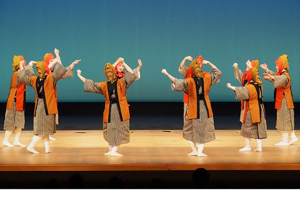 恋や庶民の暮らし…独創的な振り付けで観客を魅了　「創作舞踊の会」公演　沖縄