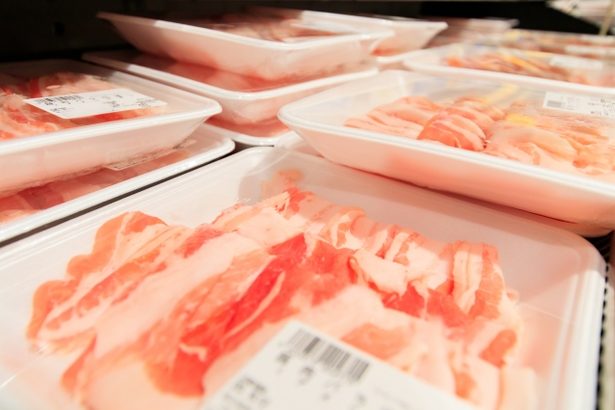 県産肉、国産和牛、輸入肉も特価　きょう「いい肉の日」　沖縄県内の小売店、精肉店でセール