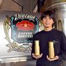 日本一おいしいコーヒーは沖縄に　北谷「ジバゴ」店長の三上さん、豆のひき方や抽出温度を見極める　来月、豪州の世界大会へ
