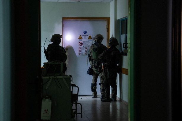 ガザ病院に「ハマス指揮所」　イスラエル軍、捜索継続