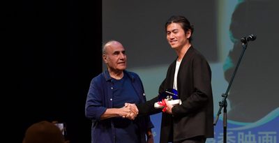台湾監督の作品「緑の模倣者」に最優秀賞　沖縄環太平洋映画祭　「アバンとアディ」はトリプル受賞