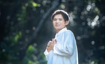 難病と闘いならがら　佐久真良太「歌で希望を」、コンサートに100人招待へ　来年シュガーホールで開催　沖縄