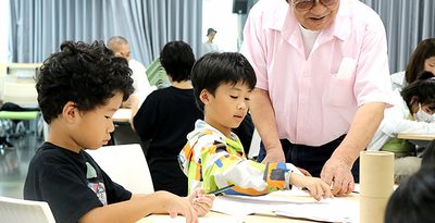 「ゲゲゲの鬼太郎」監督が指導　沖縄の小学生がアニメ制作に挑戦　「担い手が増えるきっかけを」