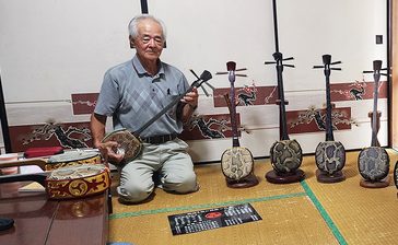 歌三線、平和の原動力として　島田さん、元日は辺野古で4年ぶりに演奏　沖縄・宜野座