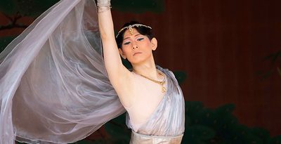 沖縄出身の緑間玲貴、伊勢神宮で初のバレエ奉納　「おもろさうし」も取り入れ