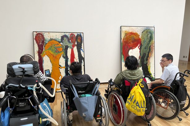 ミュージアム　誰でも使いやすく　障がい者視点で展示法改善　心理的な壁、可視化で解消