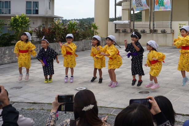 福祉まつりにぎわう／恩納村、４年ぶり開催