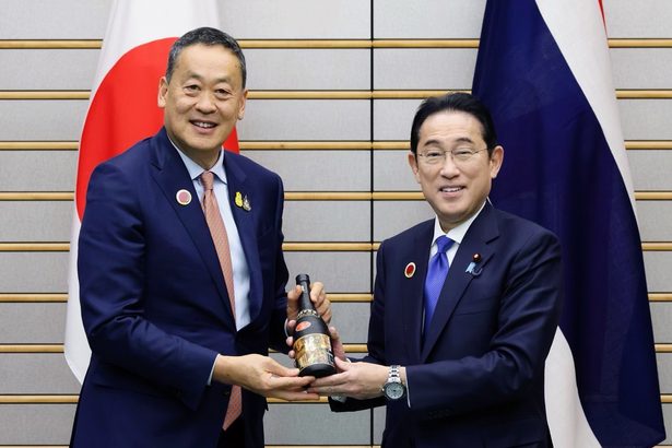 岸田首相、タイ首相に泡盛を寄贈　タイ米が原料「両国友好の象徴」