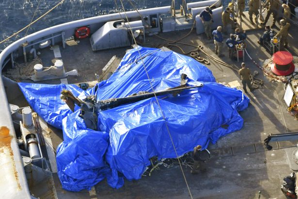 米空軍「ブラックボックス、解析に数週間」　オスプレイ、屋久島沖墜落事故巡り