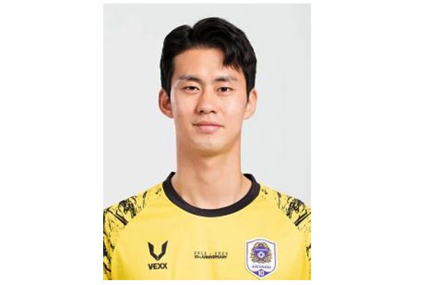 パク・ソンス加入　韓国出身のGK　サッカーJ3・FC琉球