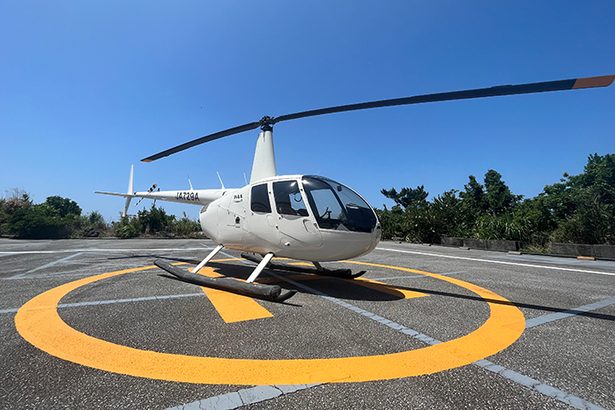 ヘリ事業のブルーモビリティ社、機体増やし「ヘリタクシー」も計画　沖縄公庫と沖銀が3000万円を融資