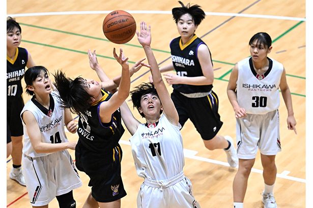 女子は石川が全勝で初栄冠　小橋川杯高校バスケ　終始リード、3点弾で突き放す