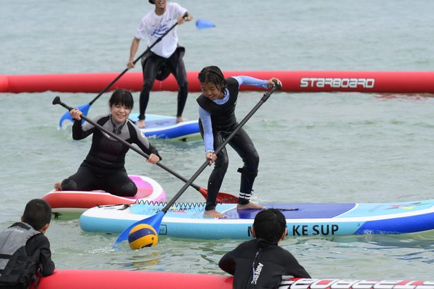 世界チャンピオンの荒木珠里さんも参加　SUPイベント「O2Y」 　海の美しさを伝える　沖縄・名護　