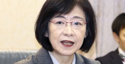 政府税調会長に翁氏　女性初