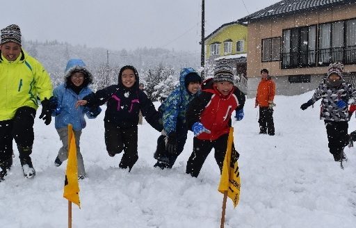 「滑れるようになった！」　山形・最上広域圏交流事業　沖縄・中部の児童らスキー体験