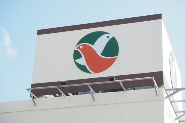 「かねひで」朝7時オープンに　3月1日から　県内55店舗　2時間早く　顧客、従業員のニーズに対応　沖縄