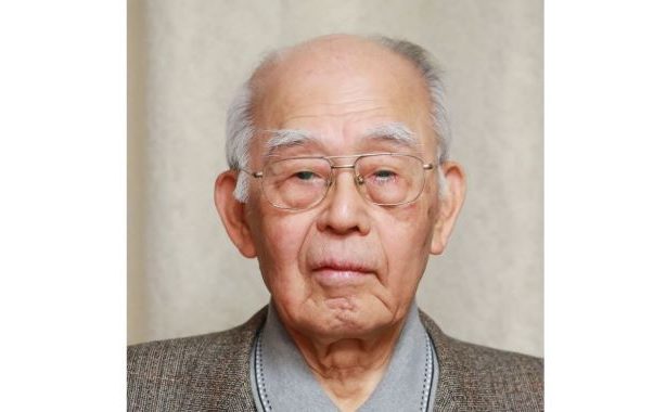 ＜訃報＞西里喜行さん死去　83歳　琉大名誉教授　「歴代宝案」編さんに尽力　