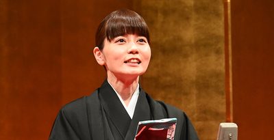 二つ目昇進後、初の沖縄公演を開いた落語家の金原亭杏寿＝１月24日、那覇市のテンブスホール