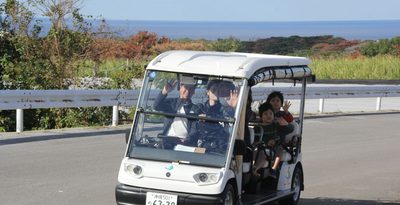 EVカートの実証実験　久米島、住民が試乗体験　沖縄