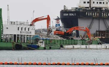 県の工事中止要求無視　大浦湾着手1カ月　国「協議の対象外」