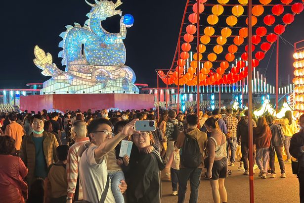 【動画あり】1000万人訪れる台湾政府主催の人気イベントはじまる　巨大ランタン、夜空彩る　旧正月の風物詩　台湾・台南市　