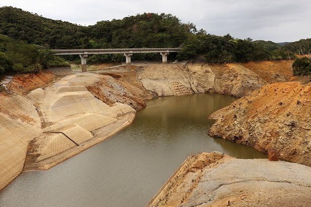 長田川からの取水、12日に再開　ダム貯水率の低下受け　PFAS対策の中部水源4カ所全てで再開に　沖縄