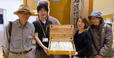 89年前の沖縄の貝の標本、名護博物館に寄贈　琉球植物研究の草分け・園原咲也さん作成、故郷・岐阜の母校で発見
