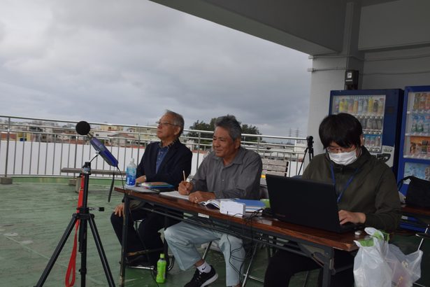高校入試の日でも飛行　嘉手納基地から離着陸15回　町基地対策協が調査　沖縄