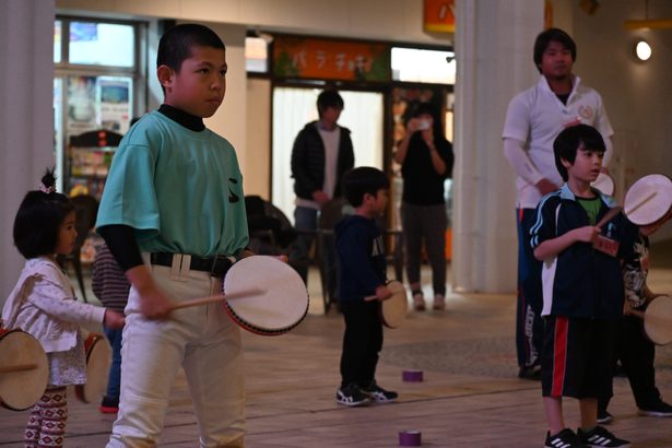 子どもエイサーなど多彩　沖縄、きょう会館６周年祭
