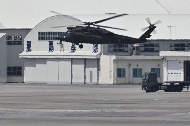 陸自ヘリ訓練　来月日再開　宮古沖墜落機と同型