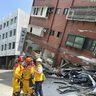 台湾地震、52人と連絡取れず