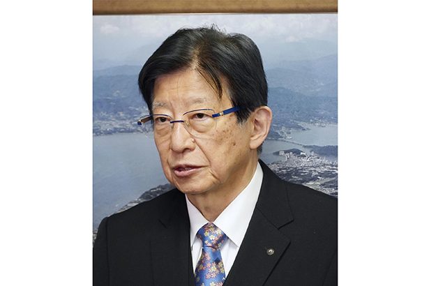 静岡の川勝知事　訓示の発言撤回　職業差別と批判