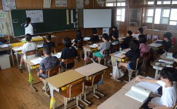 【速報】宮古島停電「ほぼ復旧」まで9時間　あかりのない教室で授業、冷房はストップ　街は混乱　沖縄