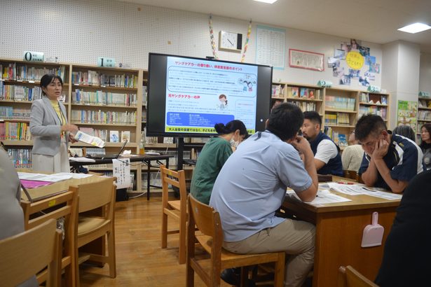 「小1から」「クラスに2、3人」…　教職員ら40人がヤングケアラー研修　沖縄