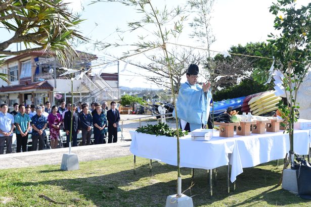 恩納の海、事故ゼロに　村が安全祈願祭